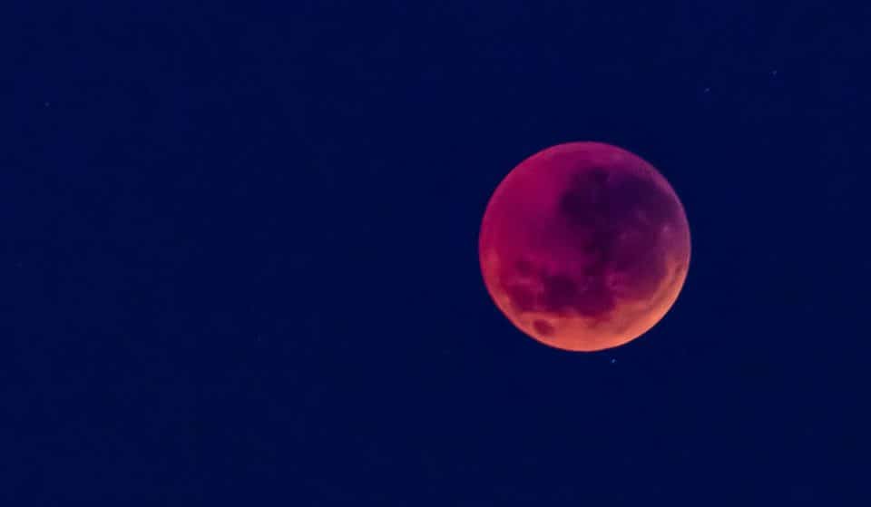 A Super Strawberry Moon Will Be Visible Above Seattle Tomorrow Morning