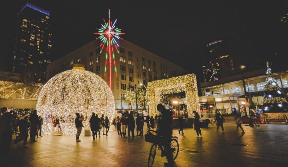 The 12 Best Places To See Holiday Light Displays In Seattle This Winter