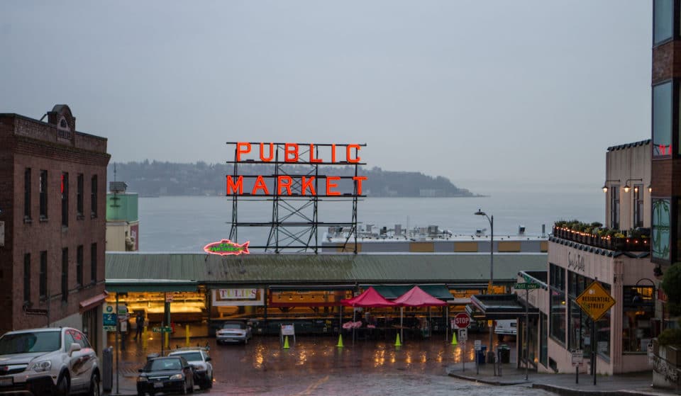 30 Cozy Things To Do On A Rainy Day In Seattle