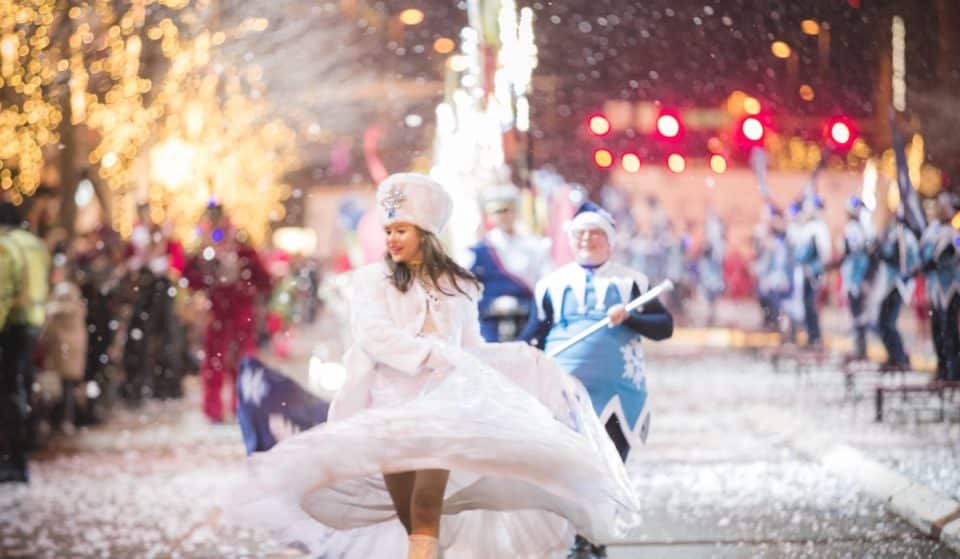 Visit Snowflake Lane For A Free Christmas Parade Every Night