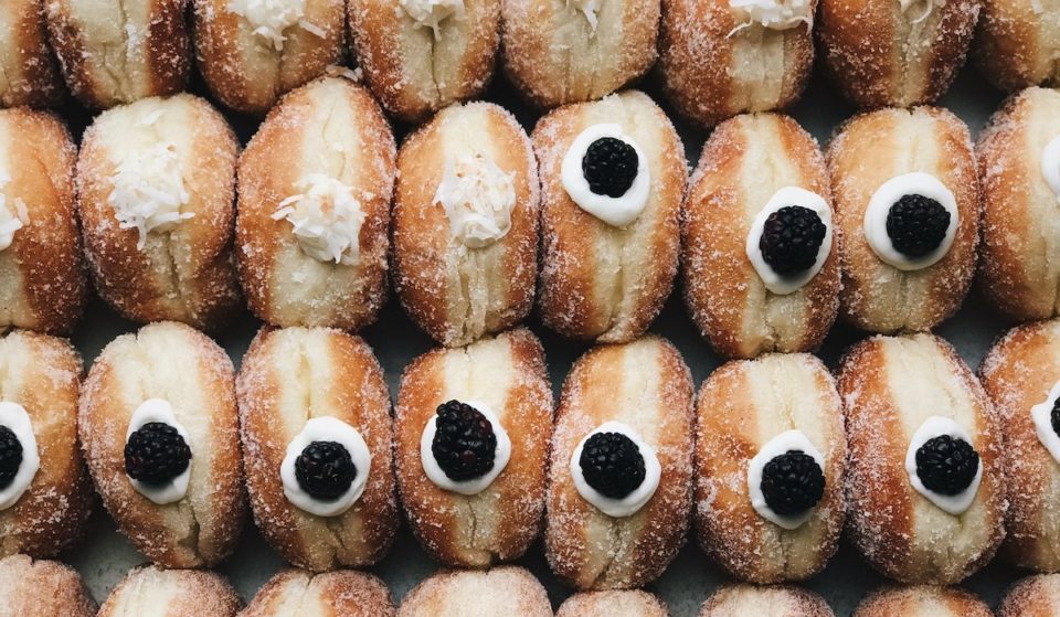 Here’s How To Get Your Hands On Seattle’s Incredibly Popular Flour Box Donuts