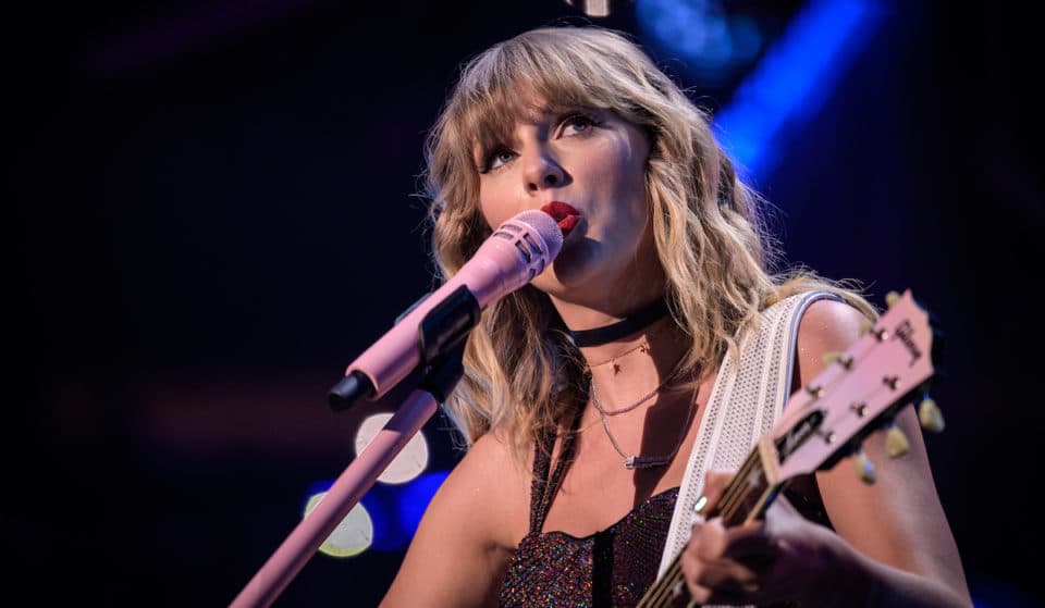 Here’s How To Experience Taylor Swift In Seattle This Weekend Without Tickets