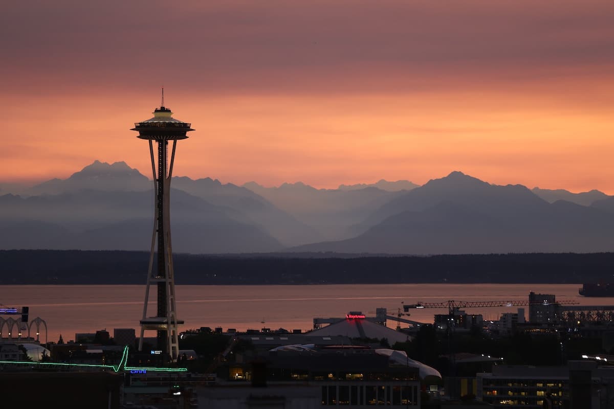 Early sunsets coming as daylight saving time ends soon